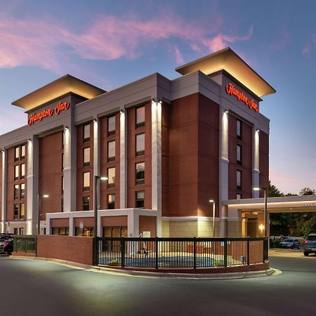 Hampton Inn Greensboro Airport Экстерьер фото
